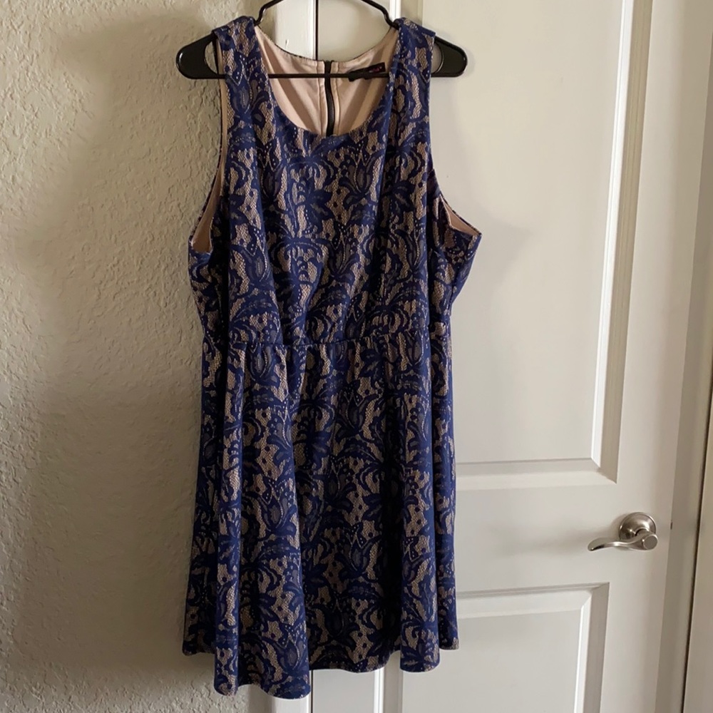 Lace dress